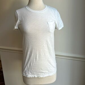 Three Dots Crew Neck Whiite Slub Pocket Tee Shirt Small EUC
